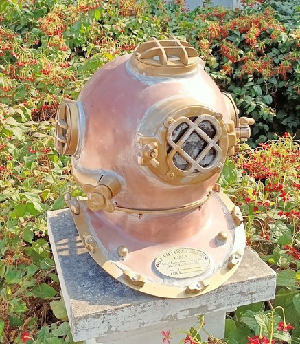 Navy mark diving helmet - v,